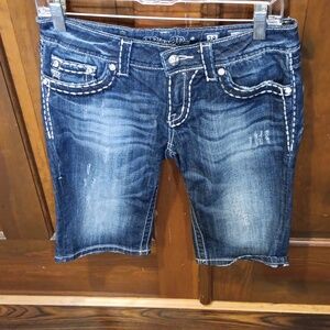 Miss Me Bermuda Shorts size 28 inseam 12 1/2